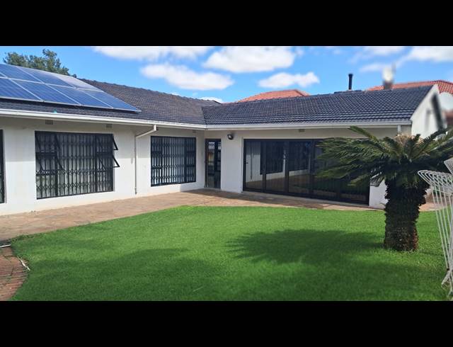 4 BEDROOM FREESTANDING TO LET IN HORIZON VIEW